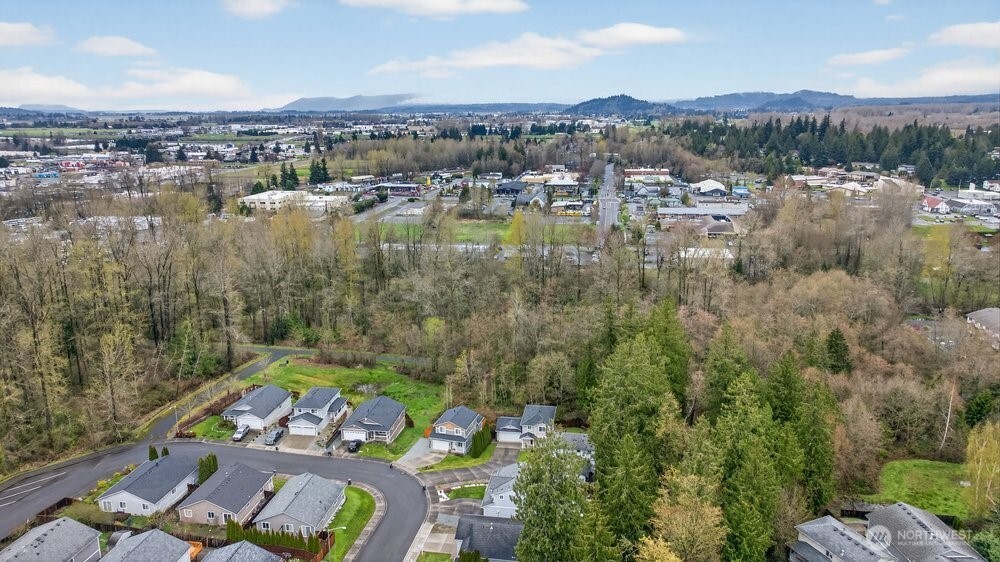 1212 N 12th Place Mount Vernon WA 98273