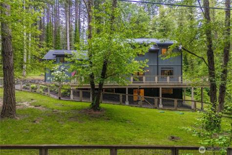 8636 NE Belle Hill Lane Bainbridge Island WA 98110