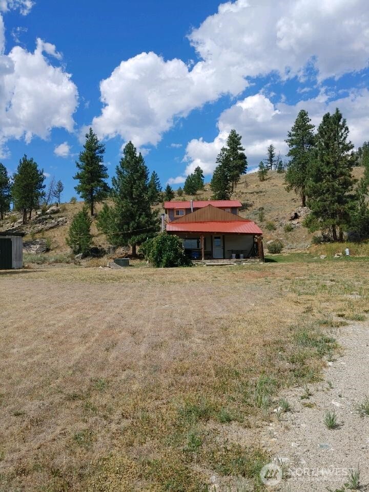 83 E Cayuse Mountain Road Tonasket WA 98855