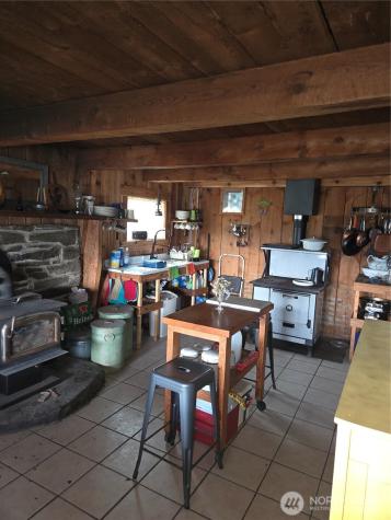 83 E Cayuse Mountain Road Tonasket WA 98855