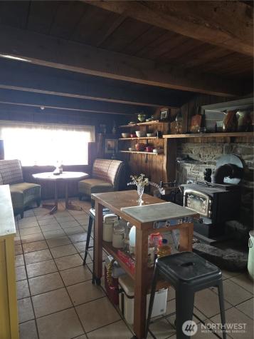 83 E Cayuse Mountain Road Tonasket WA 98855