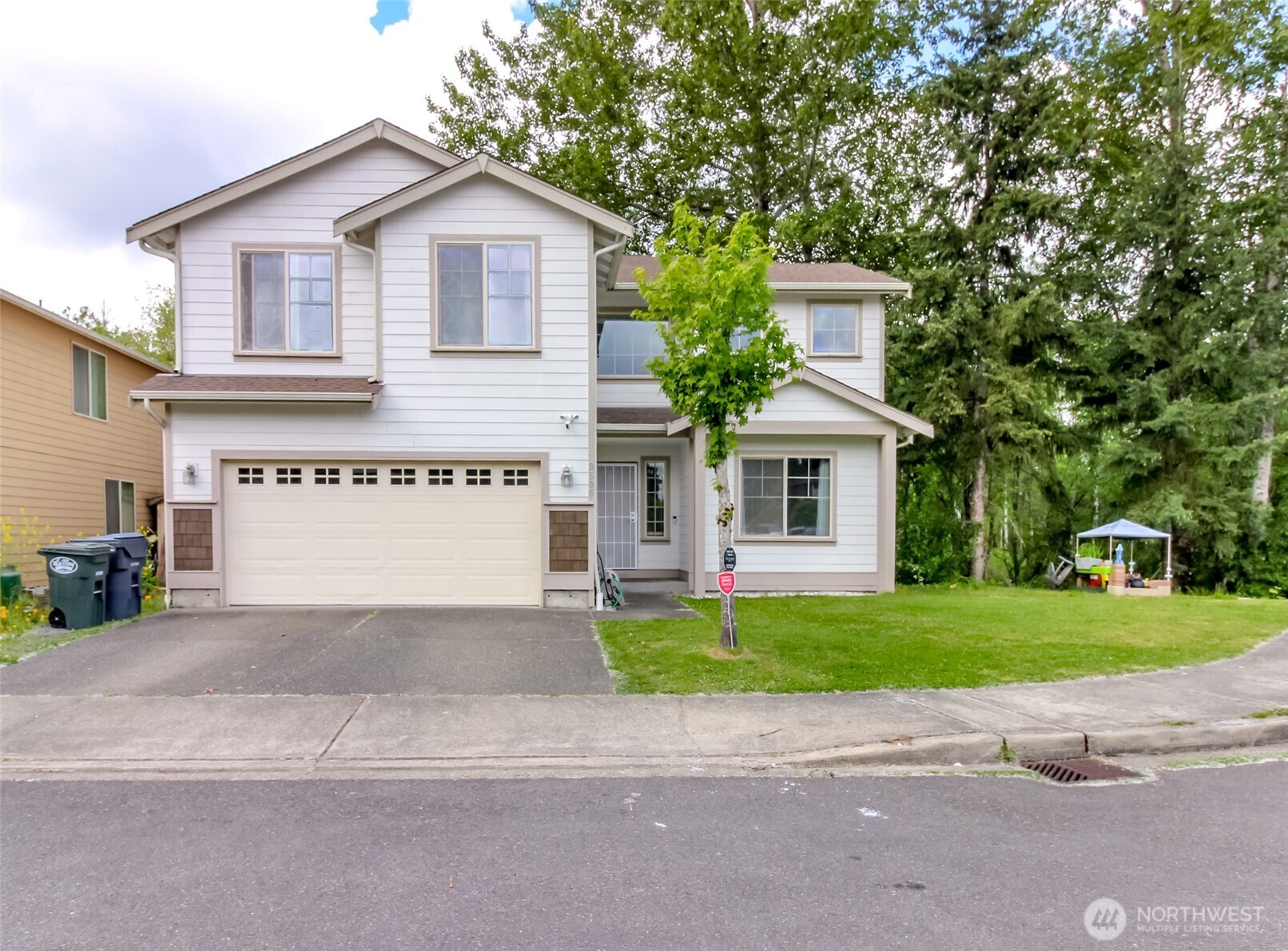 9506 10th Street E Tacoma WA 98445