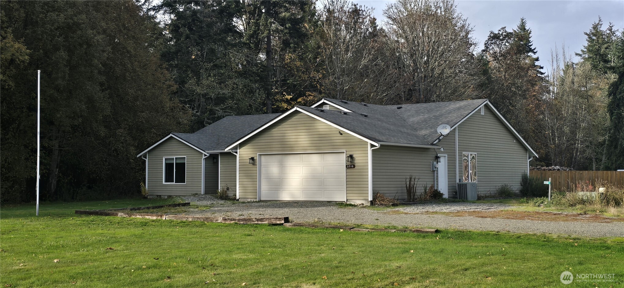 3710 W Edgewood Port Angeles WA 98362