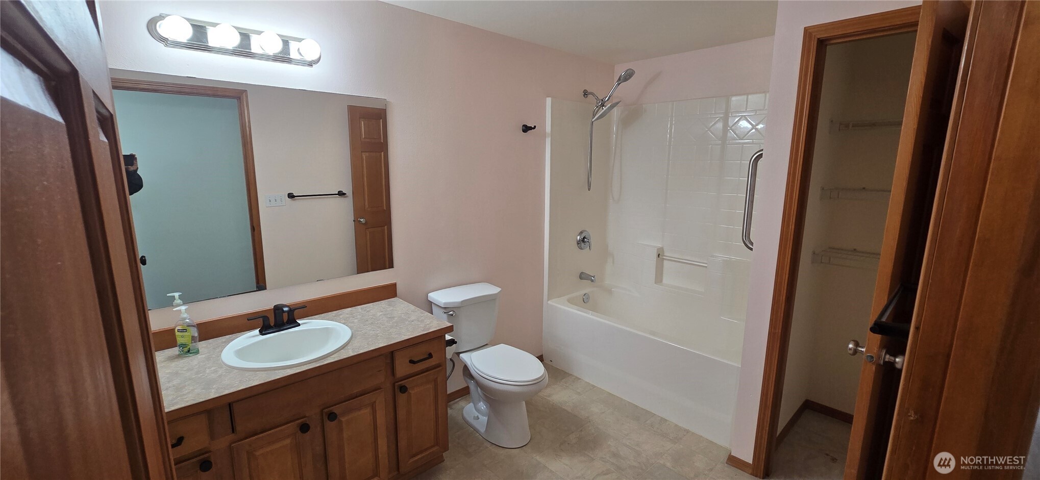 3710 W Edgewood Port Angeles WA 98362