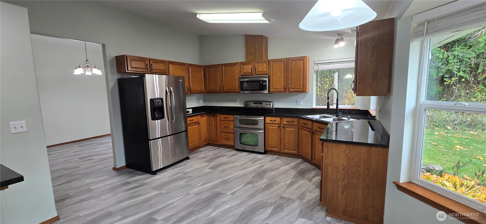 3710 W Edgewood Port Angeles WA 98362