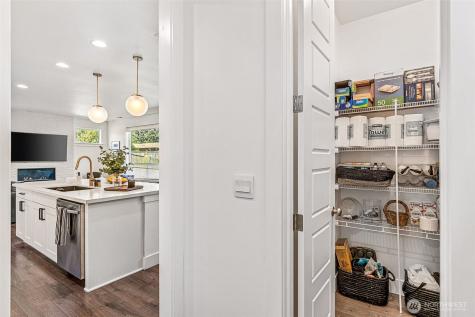 20803 9th Place W Lynnwood WA 98036