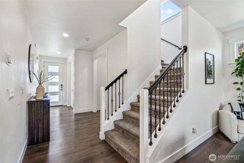 20803 9th Place W Lynnwood WA 98036
