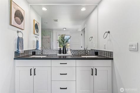 20803 9th Place W Lynnwood WA 98036