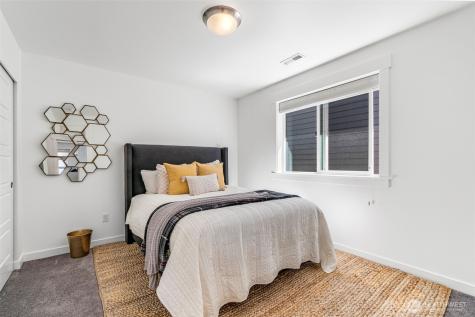 20803 9th Place W Lynnwood WA 98036