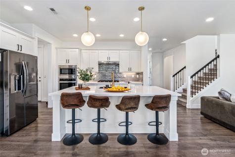 20803 9th Place W Lynnwood WA 98036