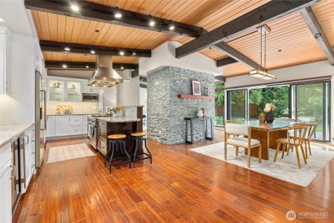 6219 89th Avenue SE Mercer Island WA 98040