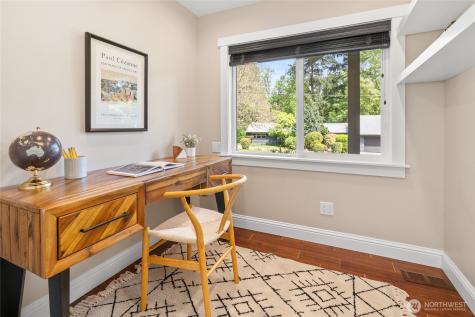 6219 89th Avenue SE Mercer Island WA 98040