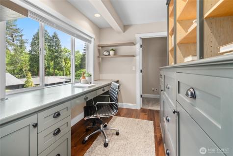 6219 89th Avenue SE Mercer Island WA 98040