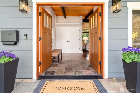 6219 89th Avenue SE Mercer Island WA 98040