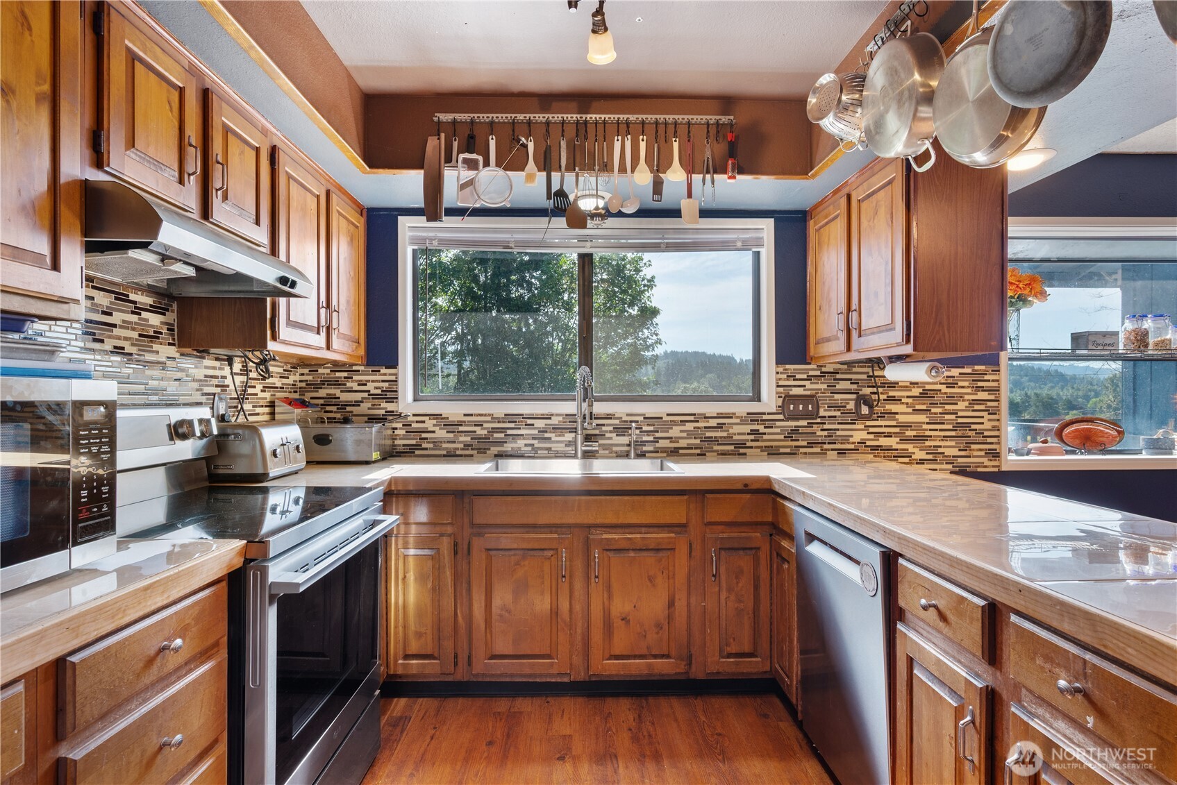 107 Alderwood Lane Longview WA 98632