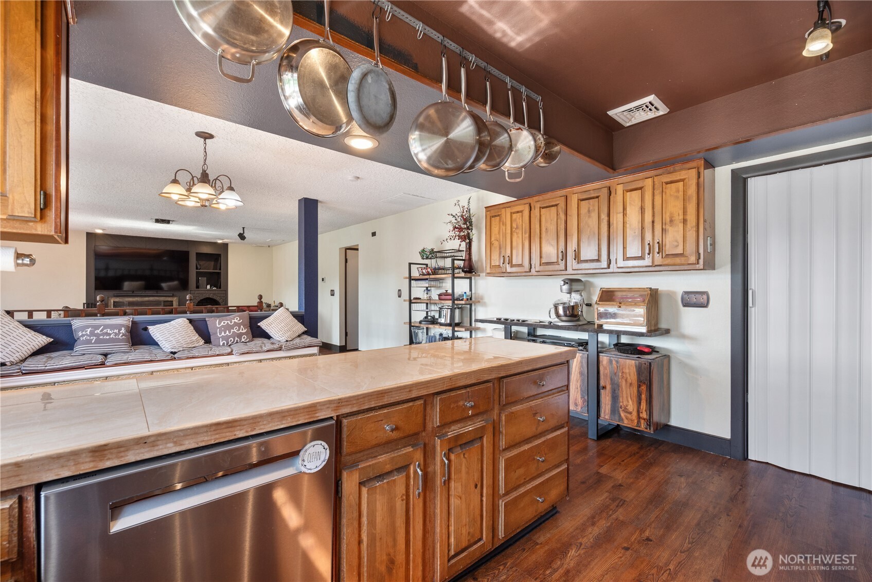 107 Alderwood Lane Longview WA 98632