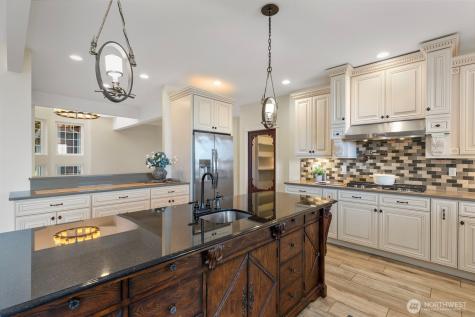 32326 Hoffman Road NE Kingston WA 98346