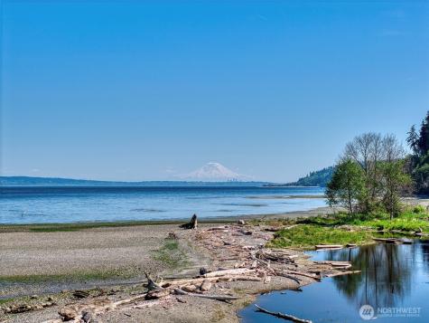 32326 Hoffman Road NE Kingston WA 98346