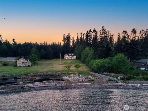 32326 Hoffman Road NE Kingston WA 98346