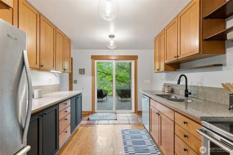 6311 18th Avenue SW Seattle WA 98106
