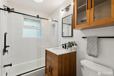 6311 18th Avenue SW Seattle WA 98106