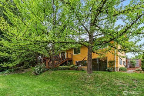6311 18th Avenue SW Seattle WA 98106