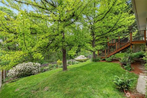 6311 18th Avenue SW Seattle WA 98106