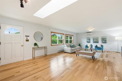 6311 18th Avenue SW Seattle WA 98106