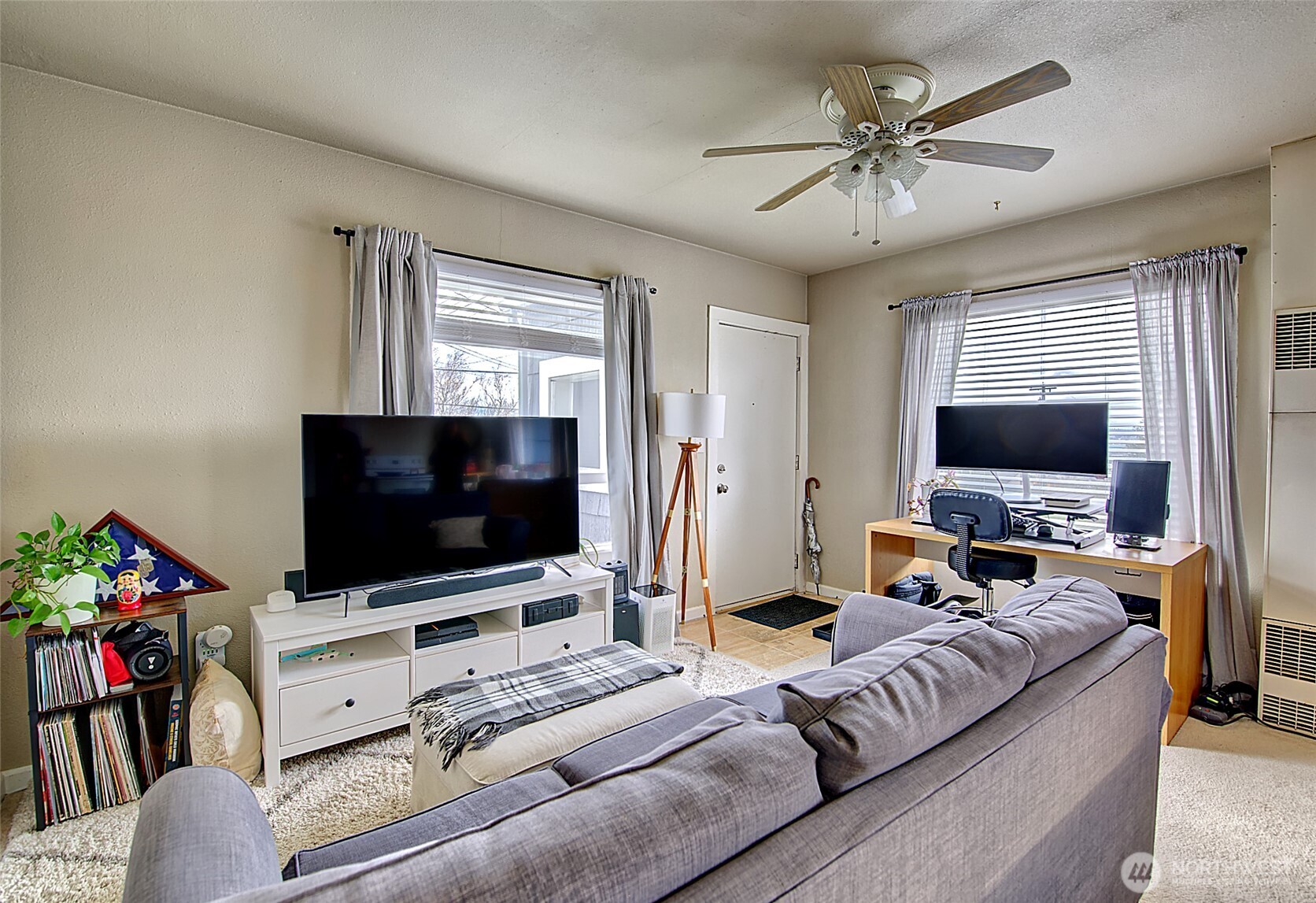 1018 Wall Street SE Everett WA 98201