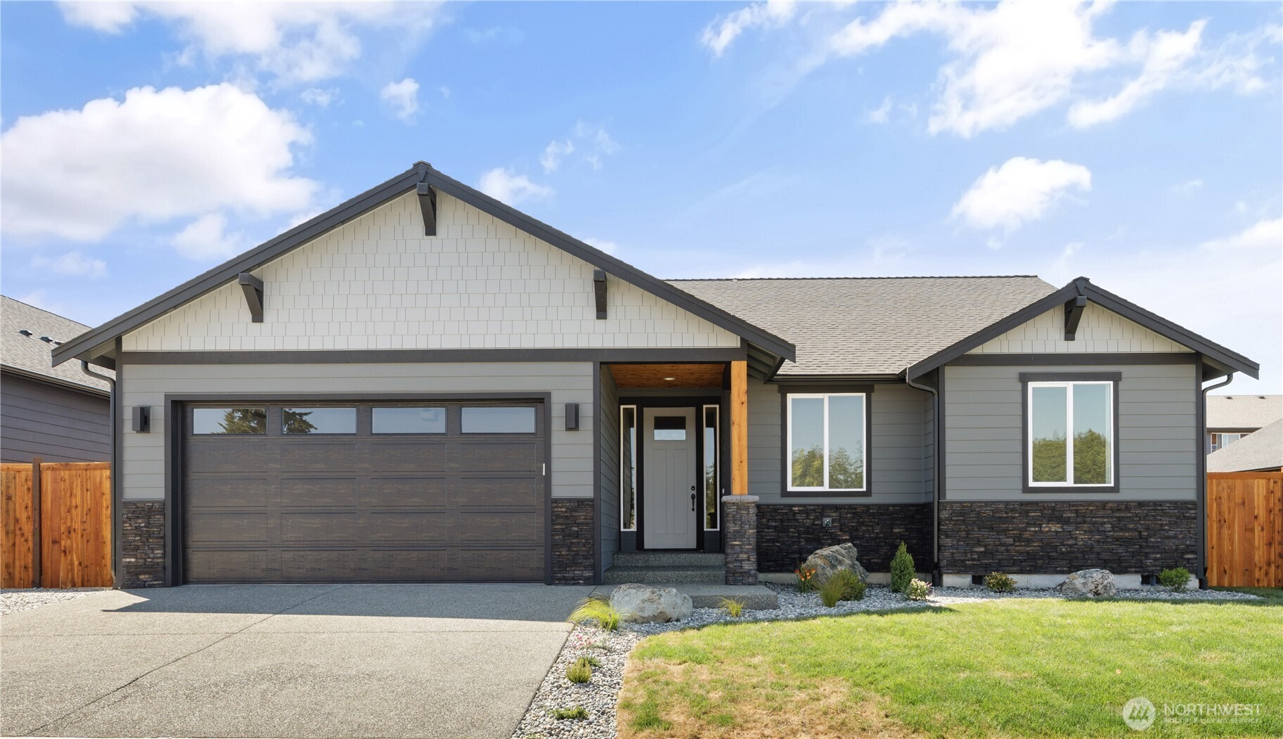 825 NW Shire Street Oak Harbor WA 98277