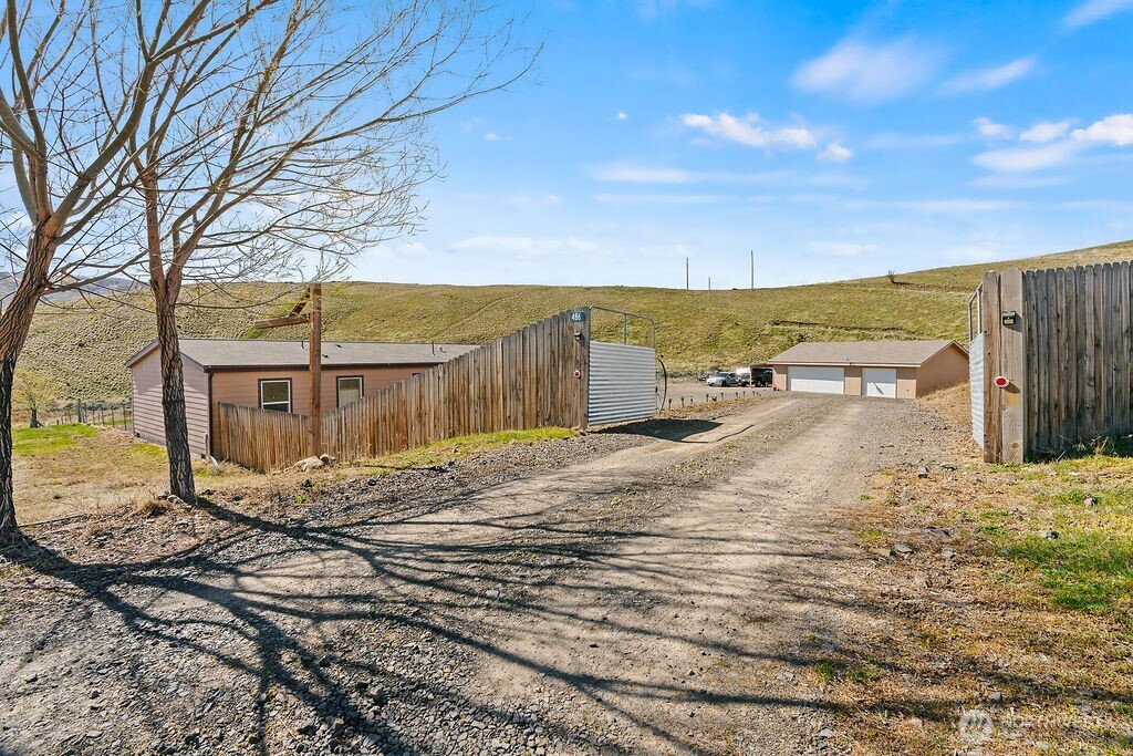 486 Elk Ridge Lane Selah WA 98942