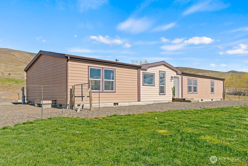 486 Elk Ridge Lane Selah WA 98942