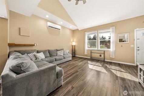 15905 91st Avenue Ct E Puyallup WA 98375