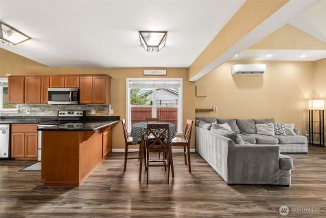 15905 91st Avenue Ct E Puyallup WA 98375