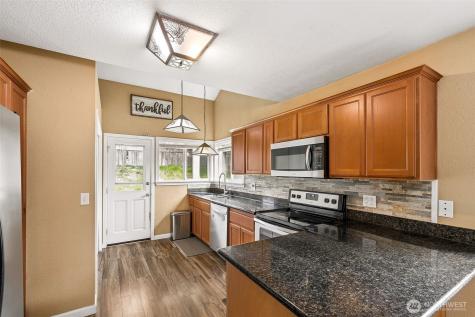 15905 91st Avenue Ct E Puyallup WA 98375