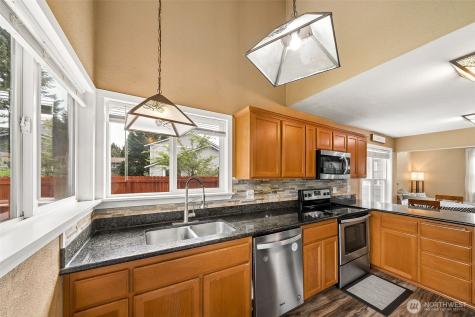 15905 91st Avenue Ct E Puyallup WA 98375