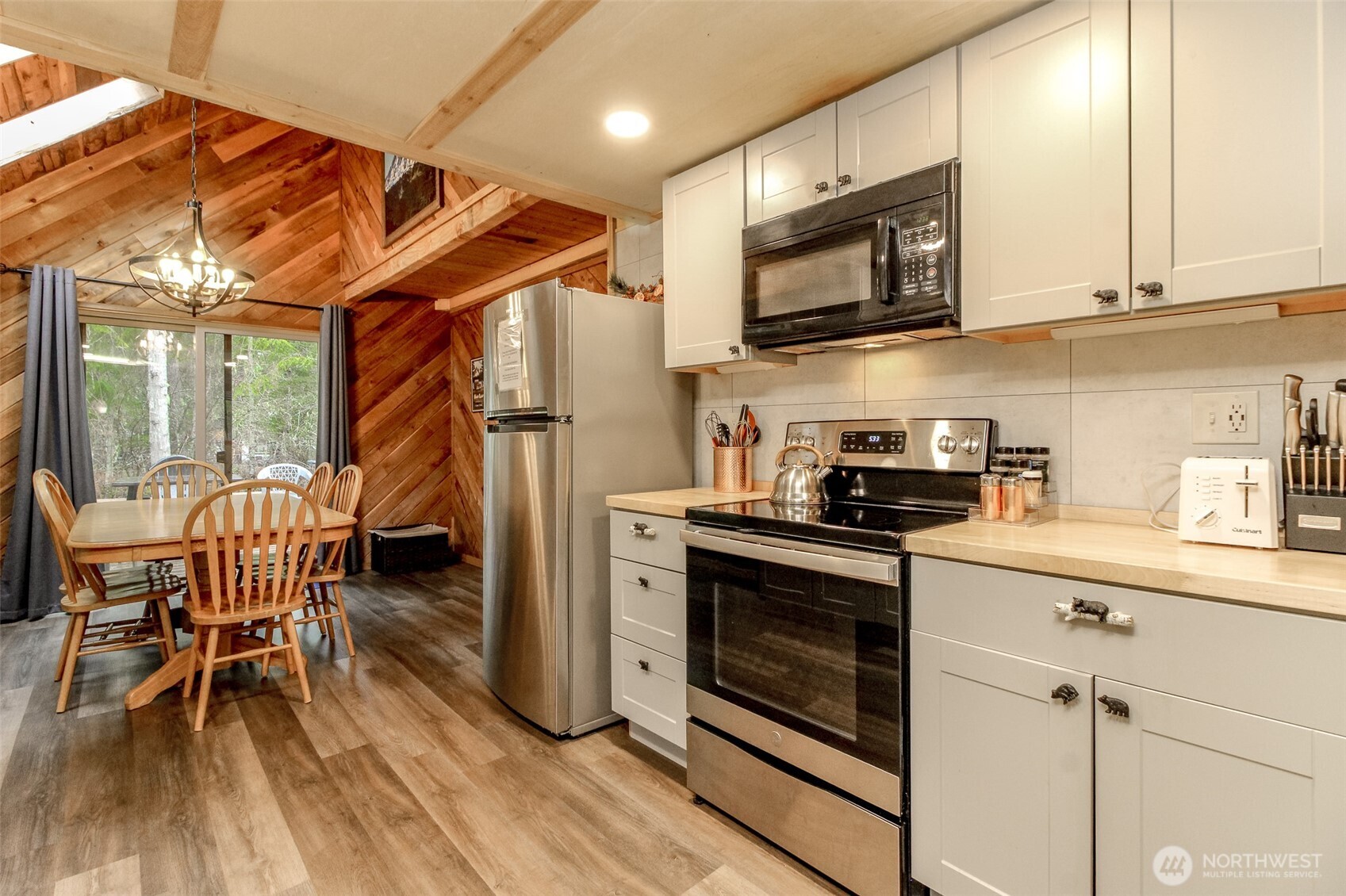 101 Mountain View Drive Ashford WA 98304