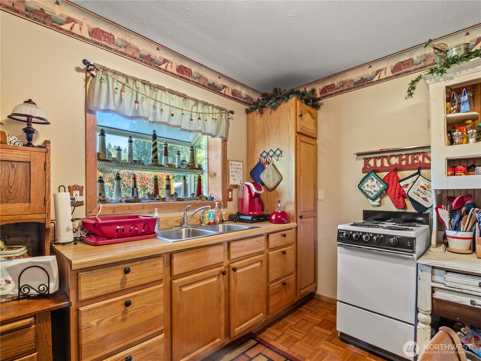 400 N Finch Creek Road Hoodsport WA 98548