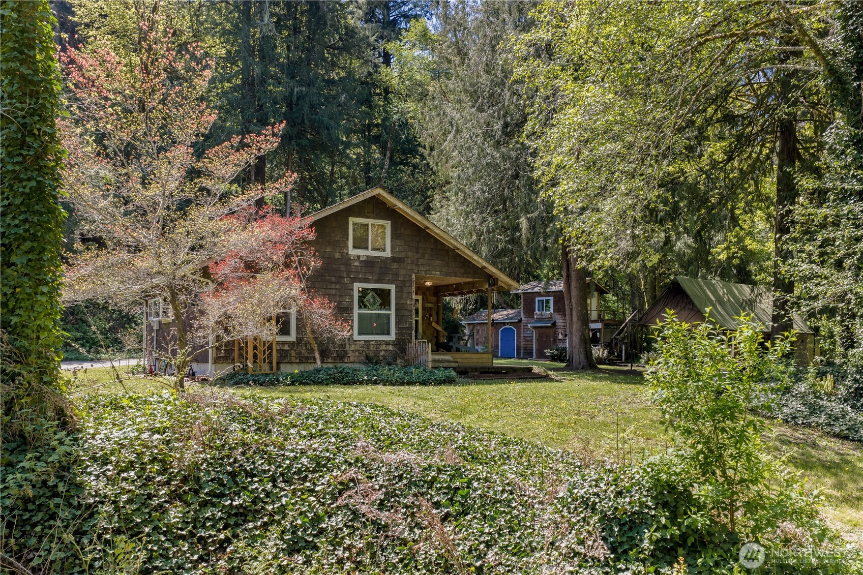 400 N Finch Creek Road Hoodsport WA 98548
