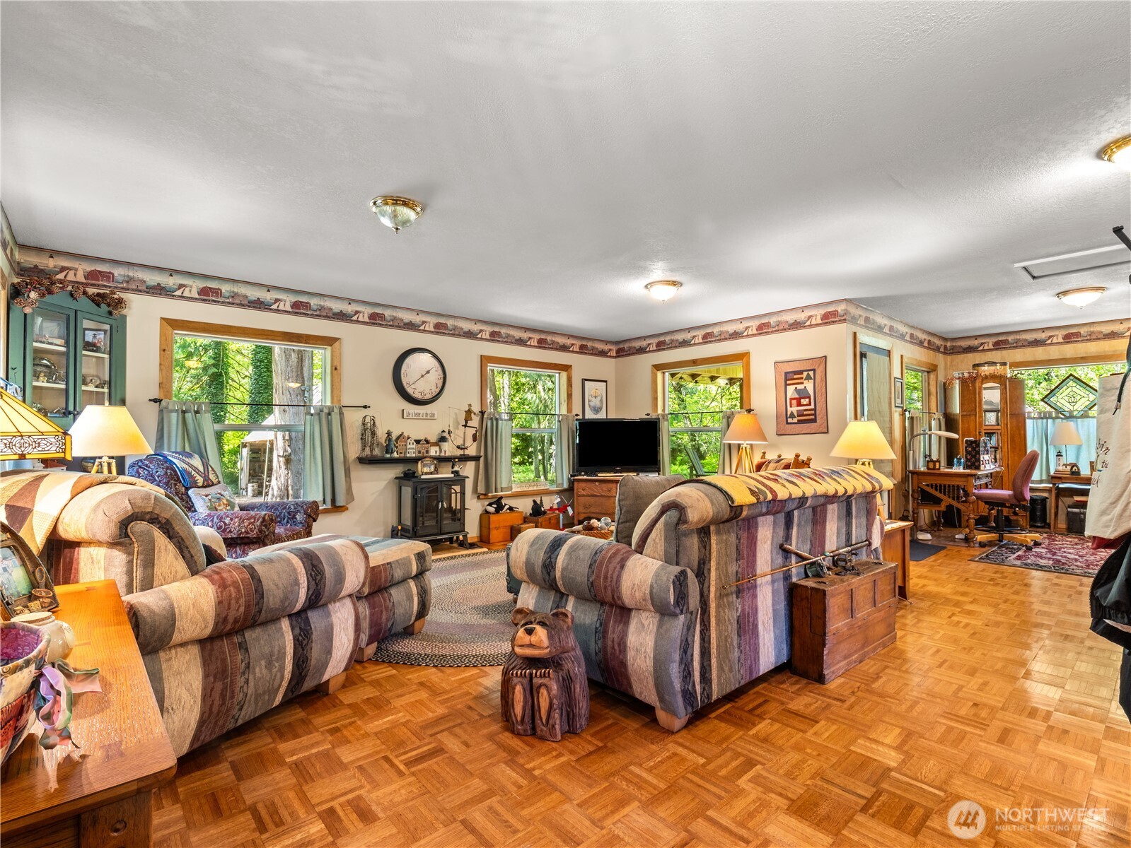 400 N Finch Creek Road Hoodsport WA 98548