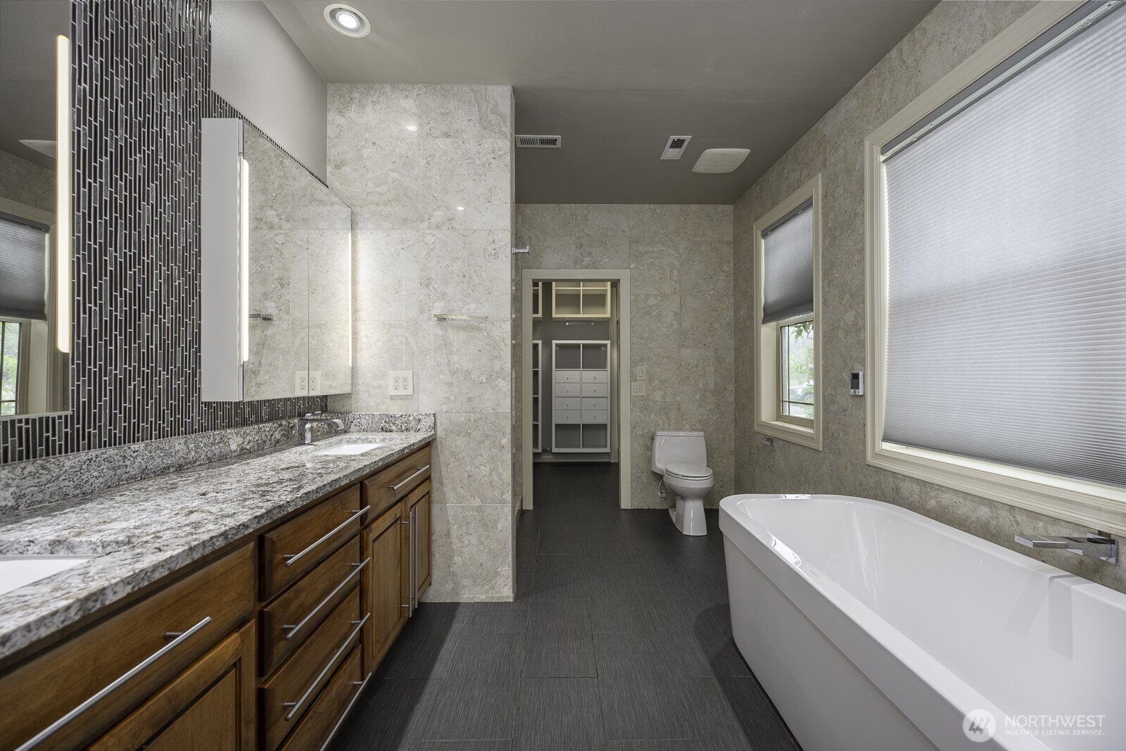 419 S Astor Loop Moses Lake WA 98837