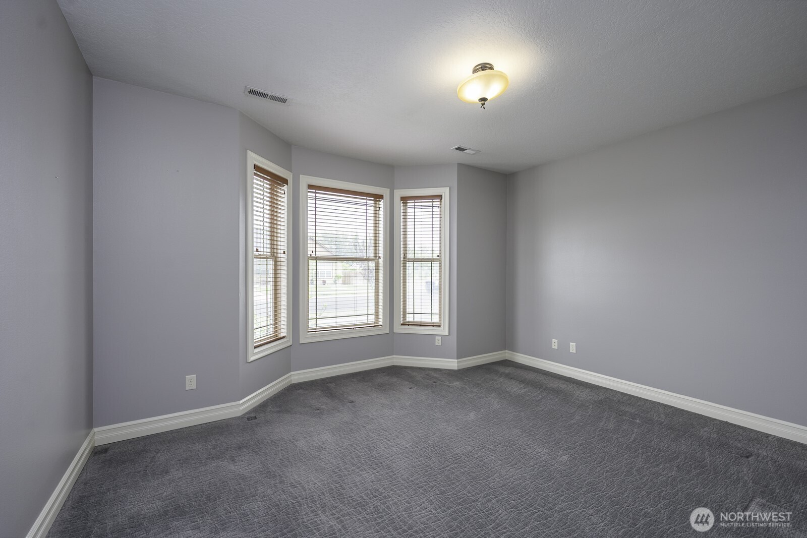 419 S Astor Loop Moses Lake WA 98837