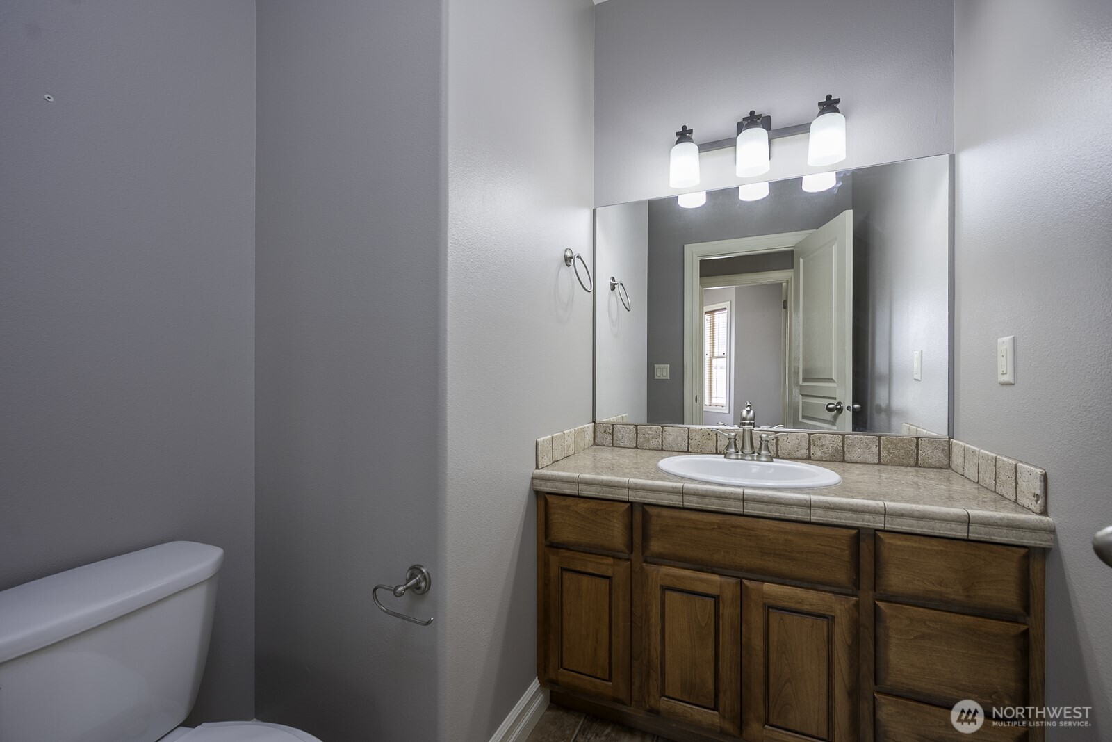 419 S Astor Loop Moses Lake WA 98837