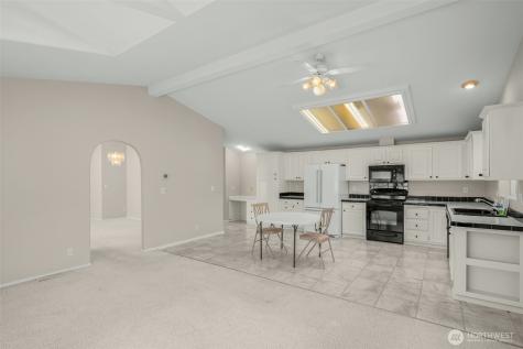 23606 Lake Dr W Bothell WA 98021