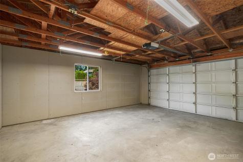 23606 Lake Dr W Bothell WA 98021