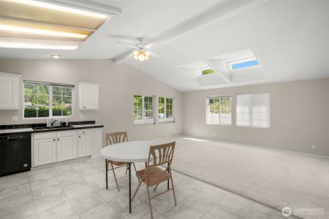 23606 Lake Dr W Bothell WA 98021
