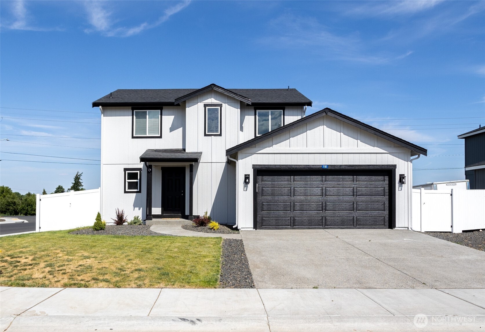 605 N Oak Street Tieton WA 98947