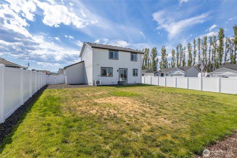 605 N Oak Street Tieton WA 98947