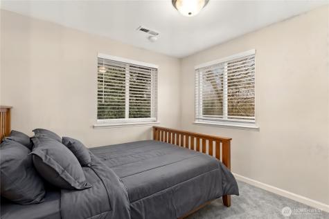 206 W Marilyn Avenue Everett WA 98204