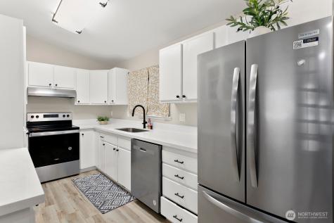 206 W Marilyn Avenue Everett WA 98204